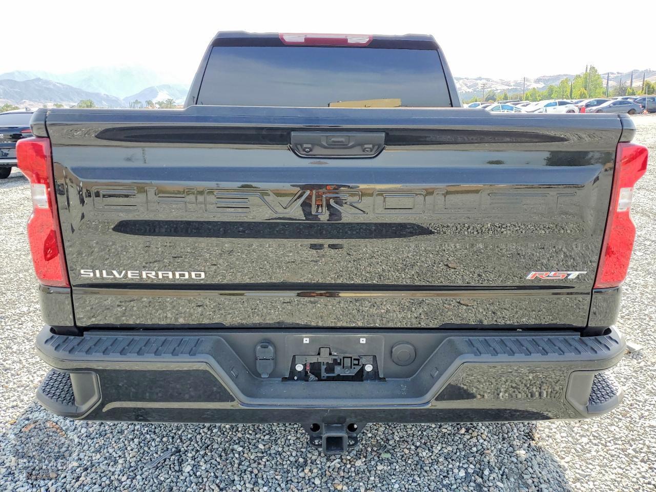 2024 CHEVROLET SILVERADO — фото 11