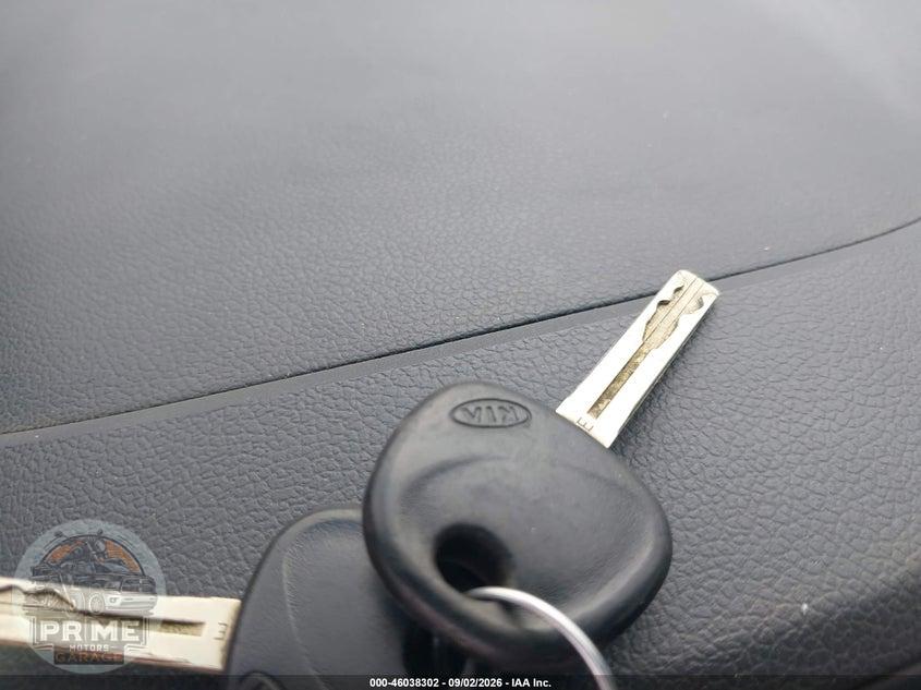 2013 KIA RIO LX — фото 11