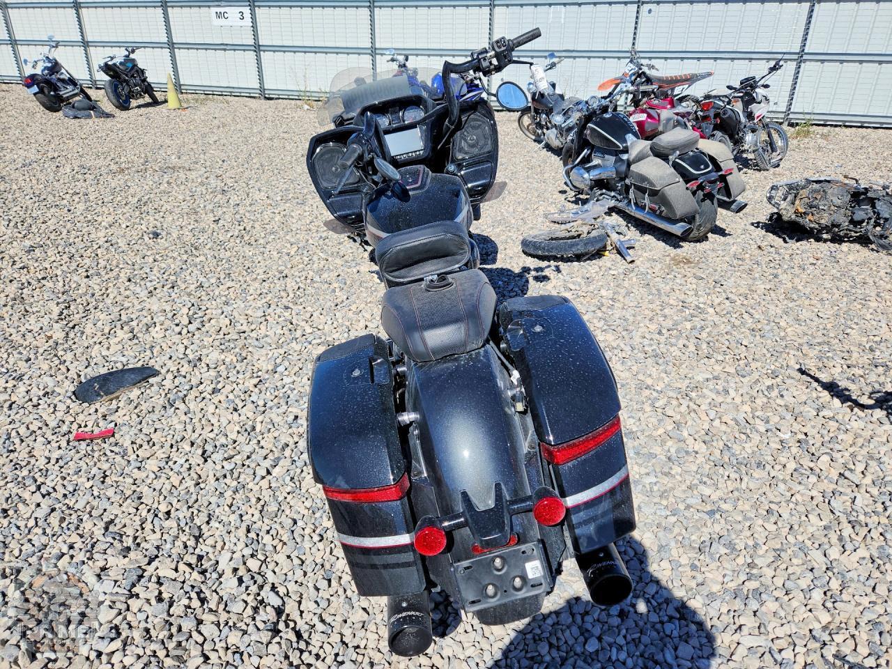 2024 INDIAN MOTORCYCLE CO. CHALLENGER — фото 4