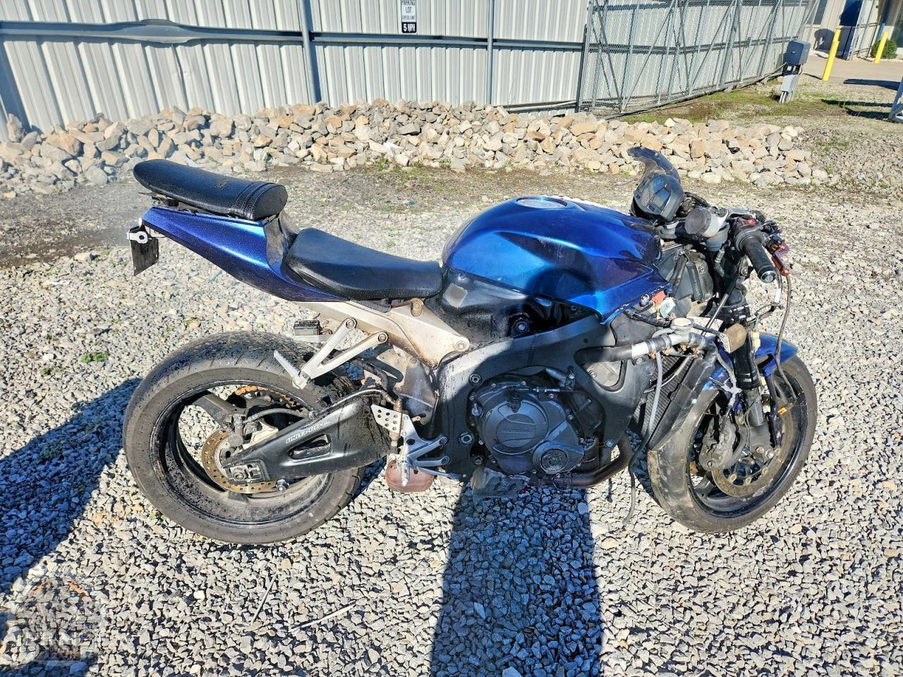 2007 HONDA CBR600 — фото 1