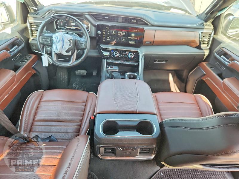 2025 GMC SIERRA — фото 8