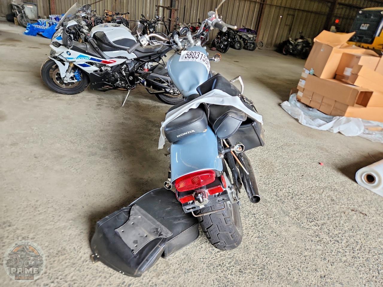 2007 HONDA VT600 — фото 4