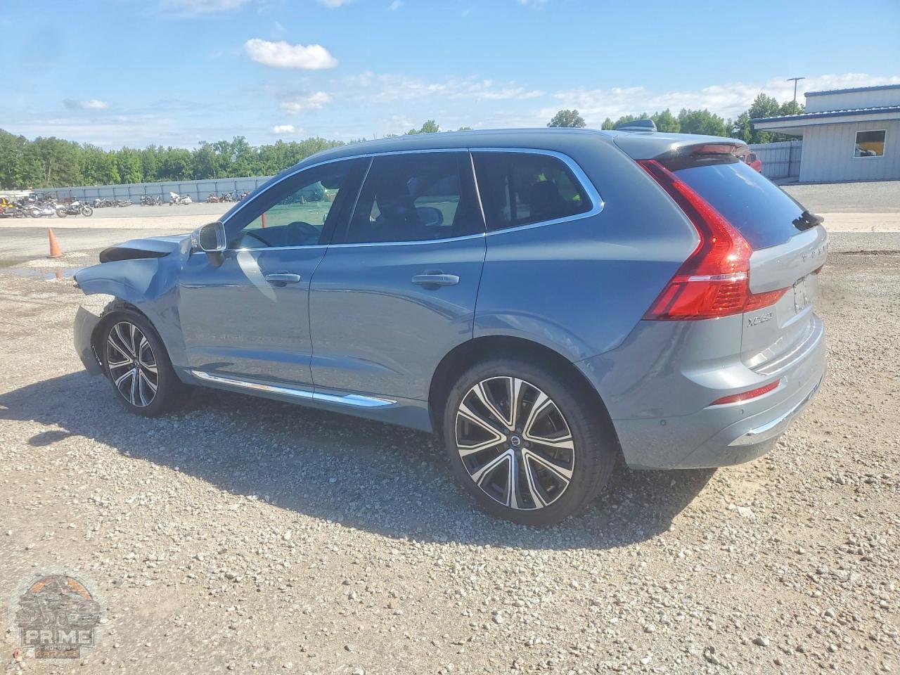 2023 VOLVO XC60 — фото 2