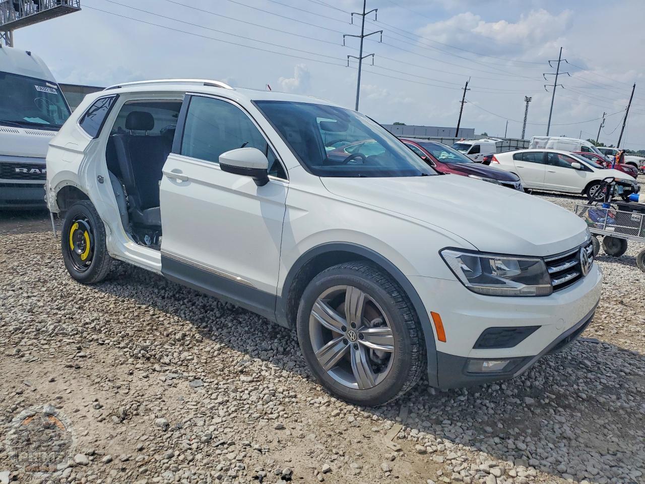 2021 VOLKSWAGEN TIGUAN — фото 4