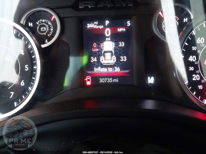 2025 RAM 1500 BIG HORN CREW CAB 4X4 6'4 BOX — фото 15