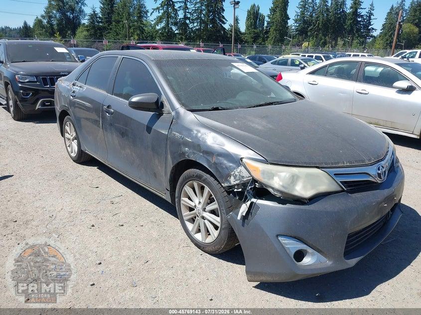 2012 TOYOTA CAMRY HYBRID XLE — фото 1