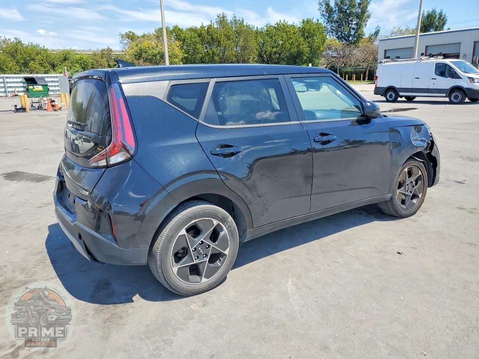 2023 KIA SOUL — фото 3