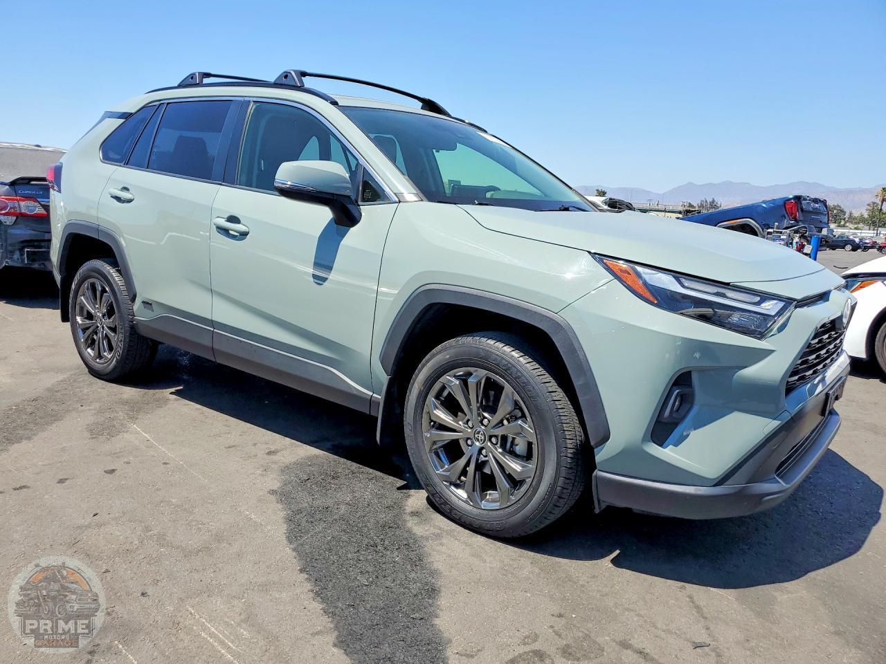 2023 TOYOTA RAV4 — фото 4