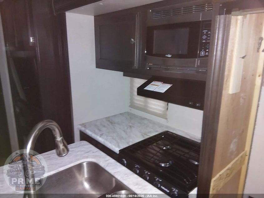 2019 VENTURE TRAVEL TRAILER — фото 10