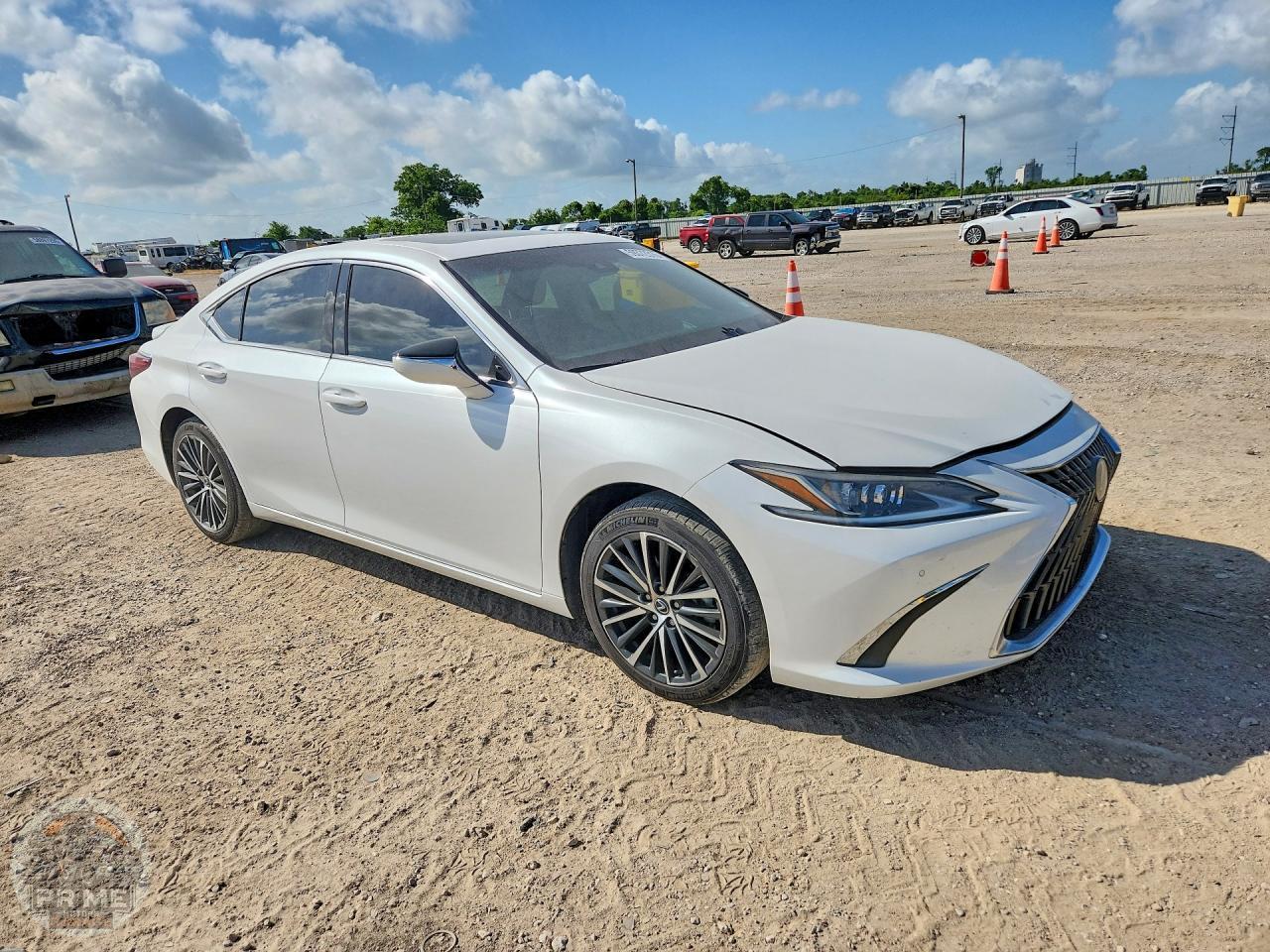 2023 LEXUS ES — фото 4