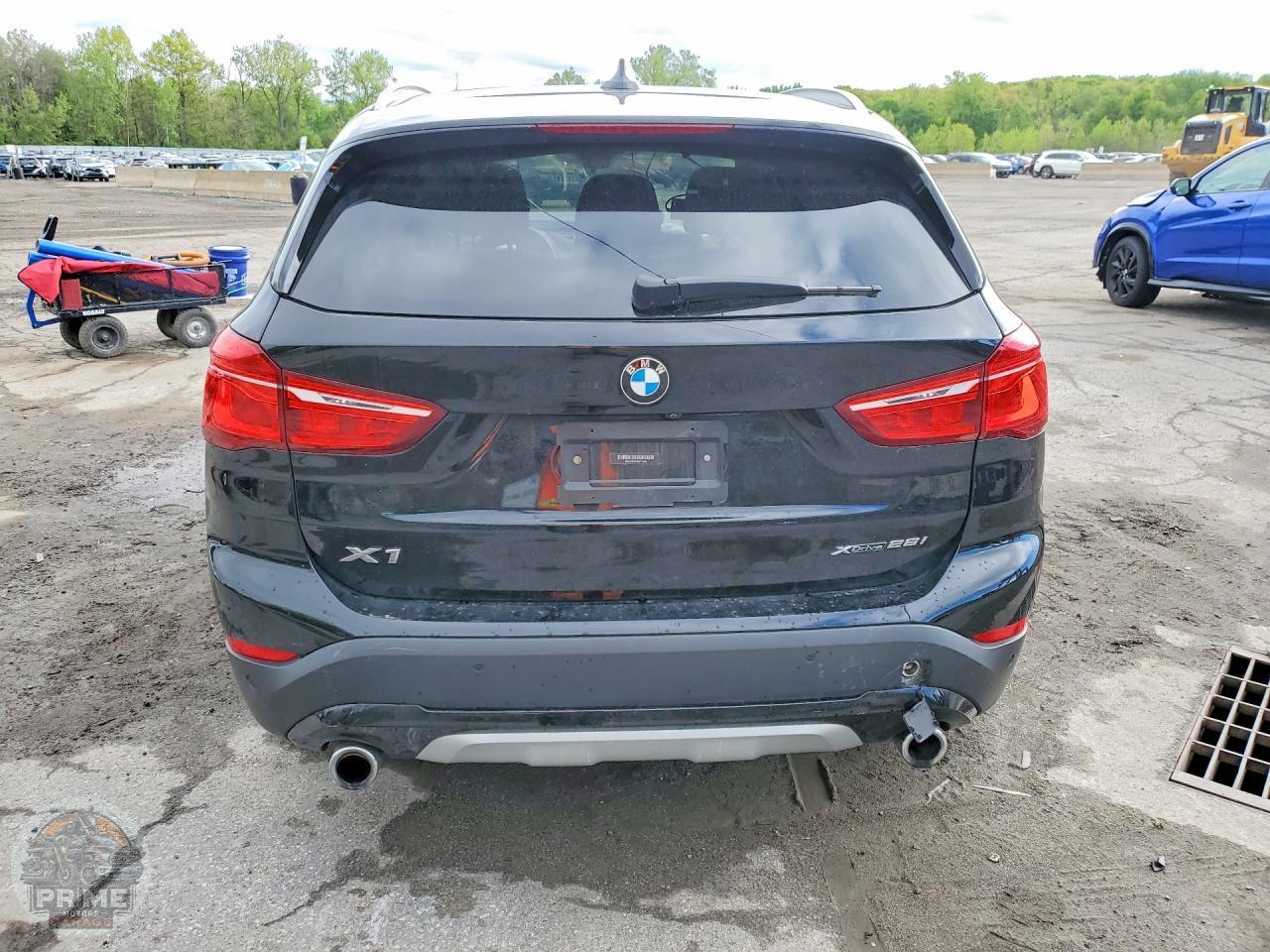 2021 BMW X1 — фото 17