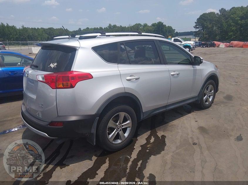 2015 TOYOTA RAV4 XLE — фото 4