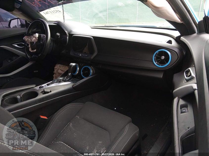 2022 CHEVROLET CAMARO RWD  1LT — фото 5