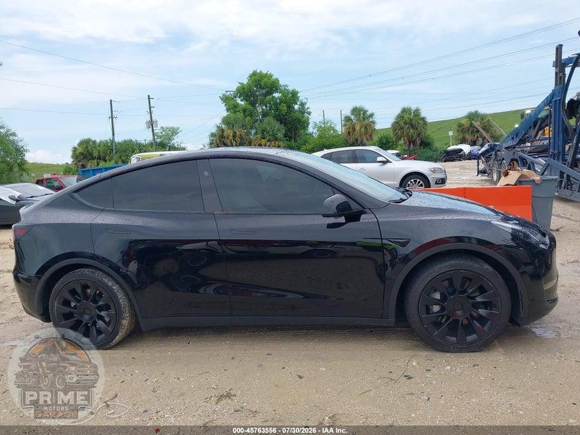 2024 TESLA MODEL Y LONG RANGE DUAL MOTOR ALL-WHEEL DRIVE — фото 12