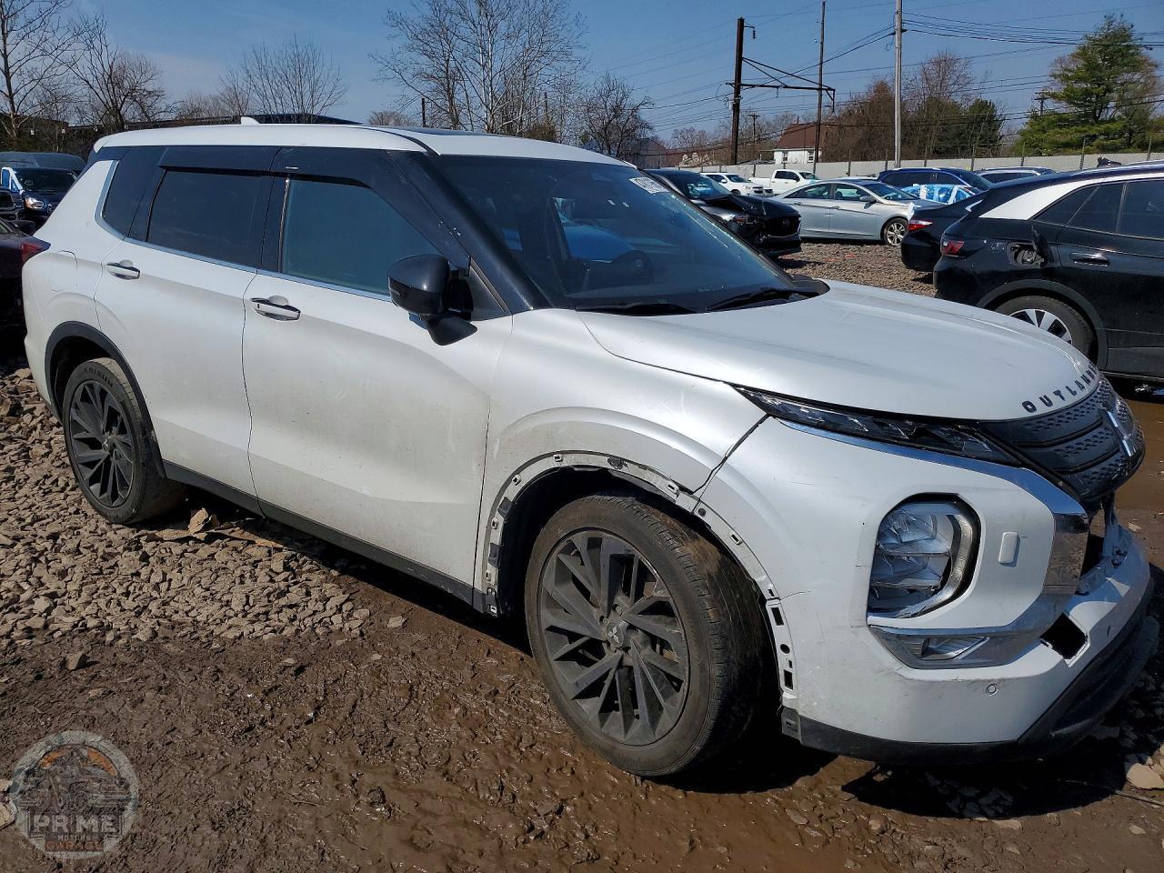 2024 MITSUBISHI OUTLANDER — фото 4