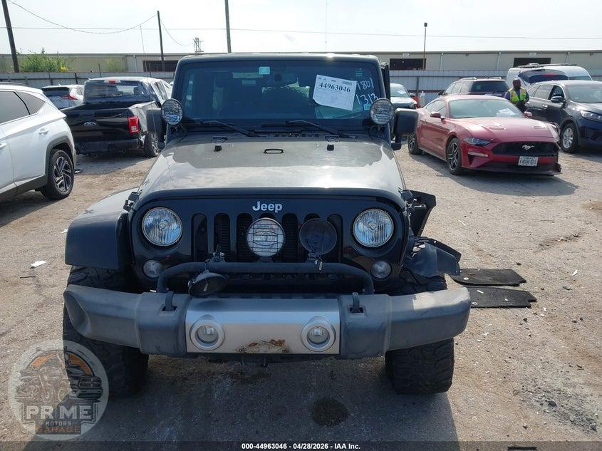 2014 JEEP WRANGLER UNLIMITED SAHARA — фото 12