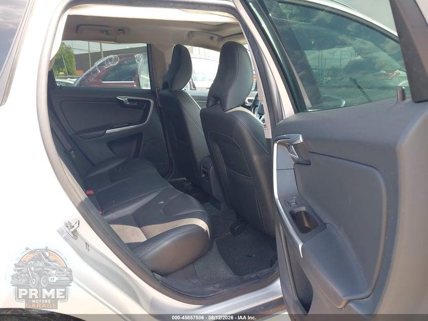 2015 VOLVO XC60 T6 PLATINUM — фото 8