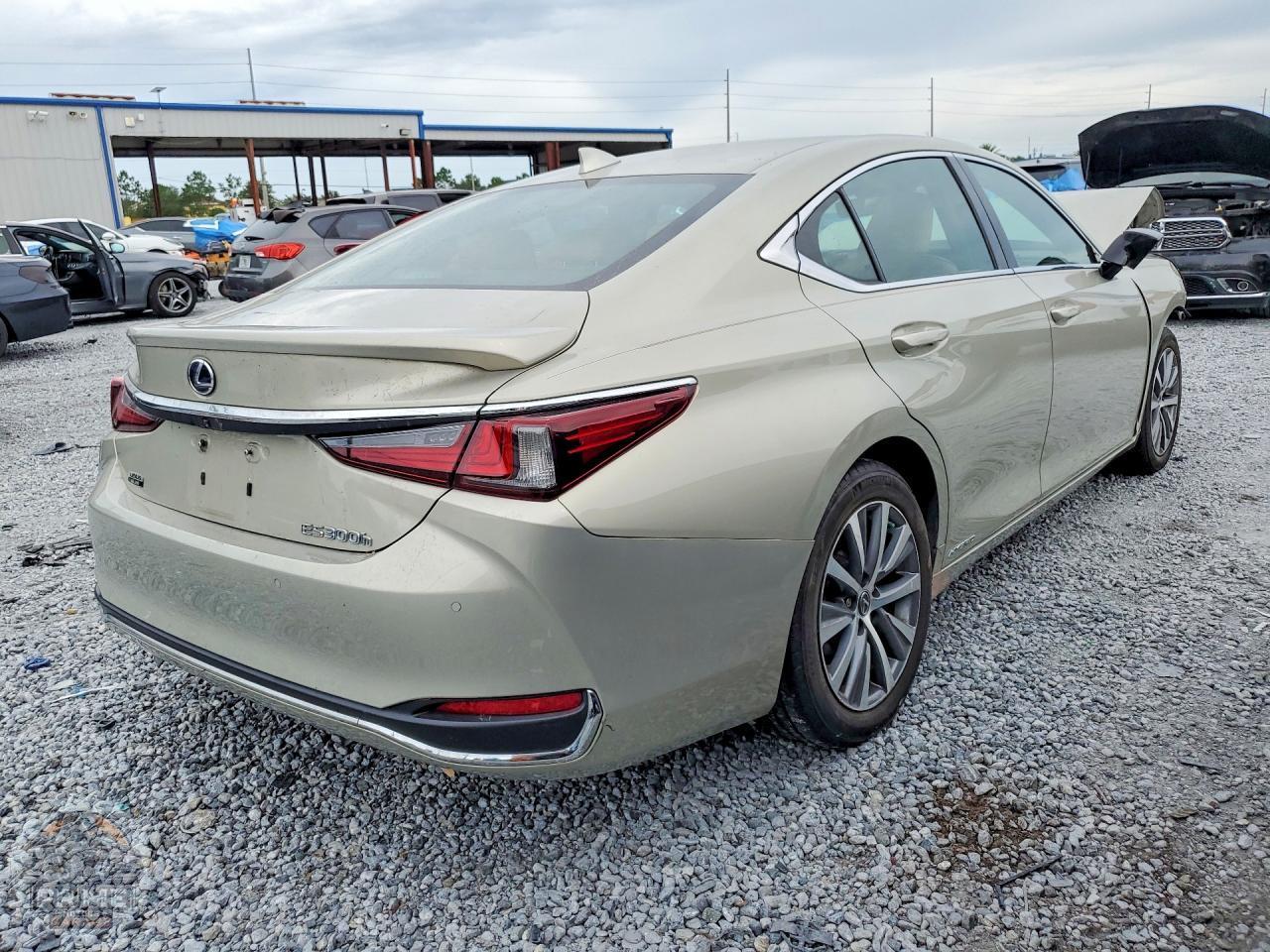 2021 LEXUS ES — фото 12