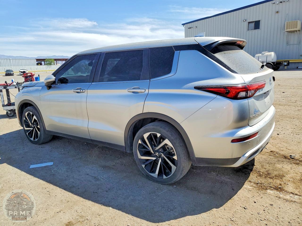2022 MITSUBISHI OUTLANDER — фото 6