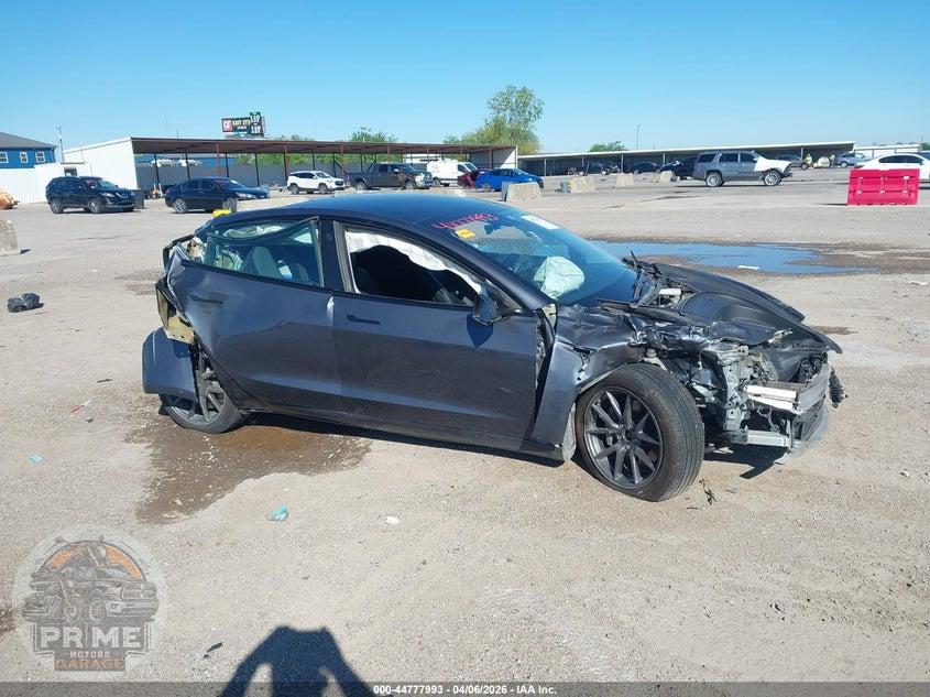 2022 TESLA MODEL 3 LONG RANGE DUAL MOTOR ALL-WHEEL DRIVE — фото 13