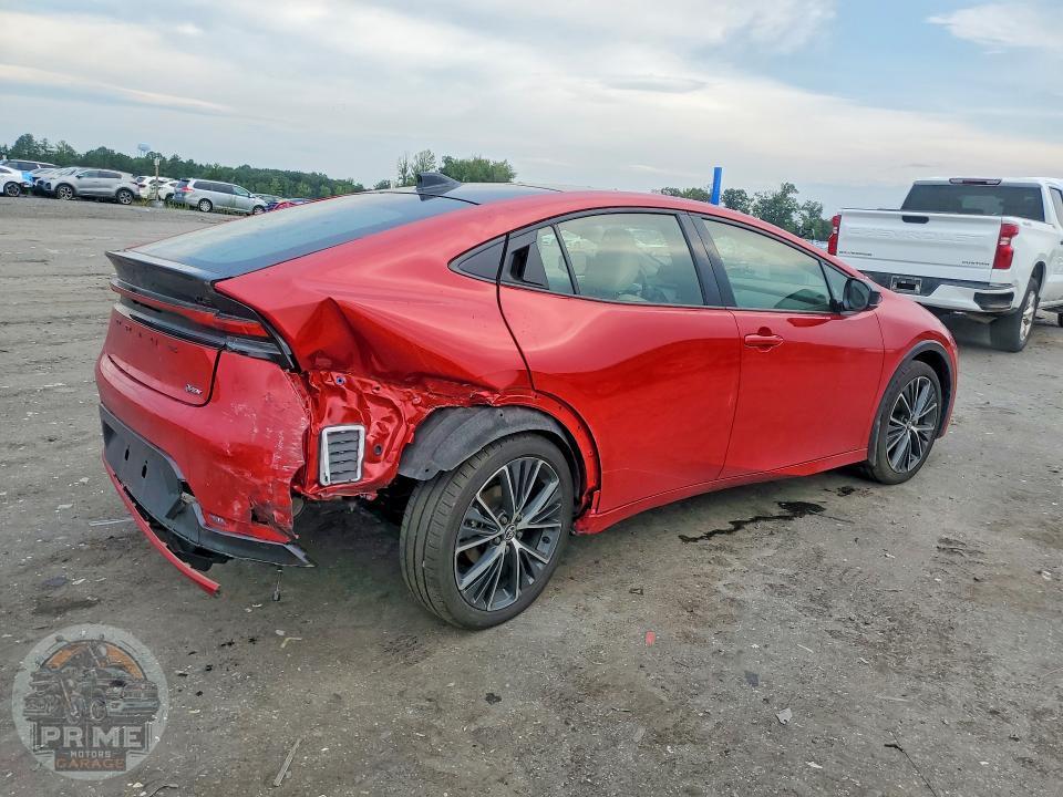 2026 TOYOTA PRIUS — фото 3