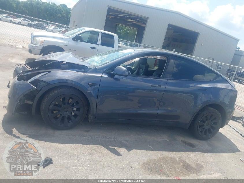 2022 TESLA MODEL Y LONG RANGE DUAL MOTOR ALL-WHEEL DRIVE — фото 13