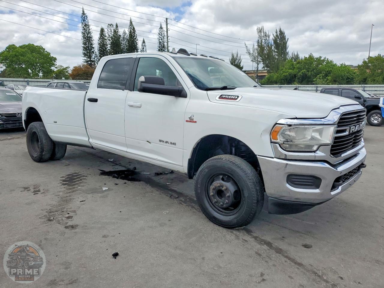 2021 RAM 3500 — фото 19