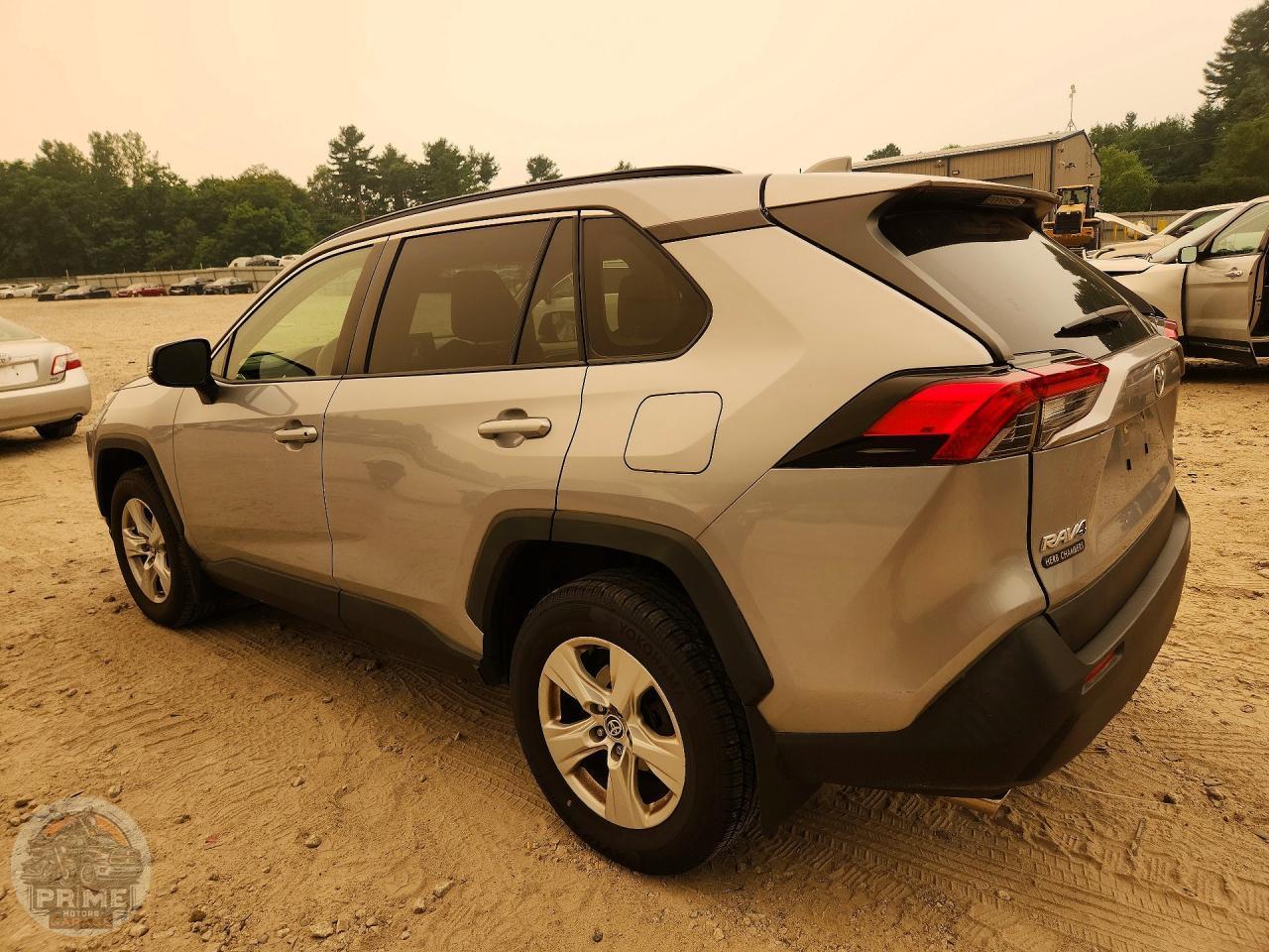 2020 TOYOTA RAV4 — фото 2