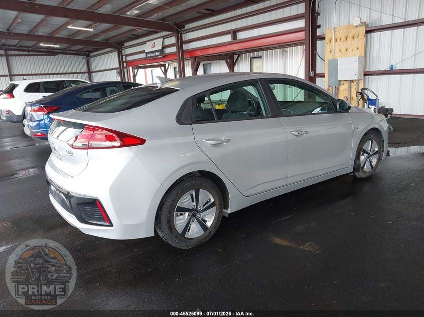 2018 HYUNDAI IONIQ HYBRID BLUE — фото 4