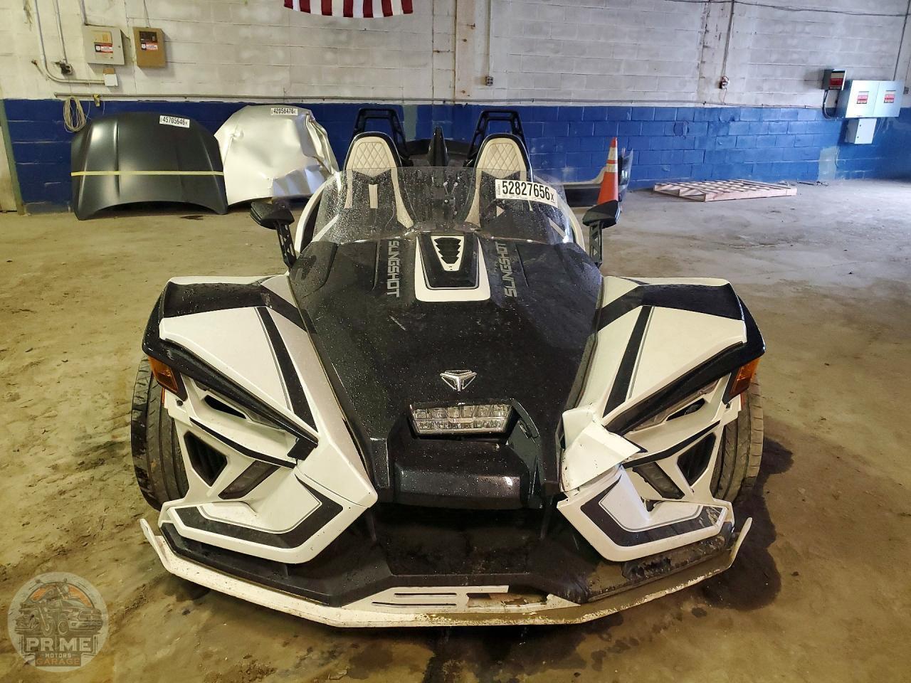 2019 POLARIS SLINGSHOT — фото 2
