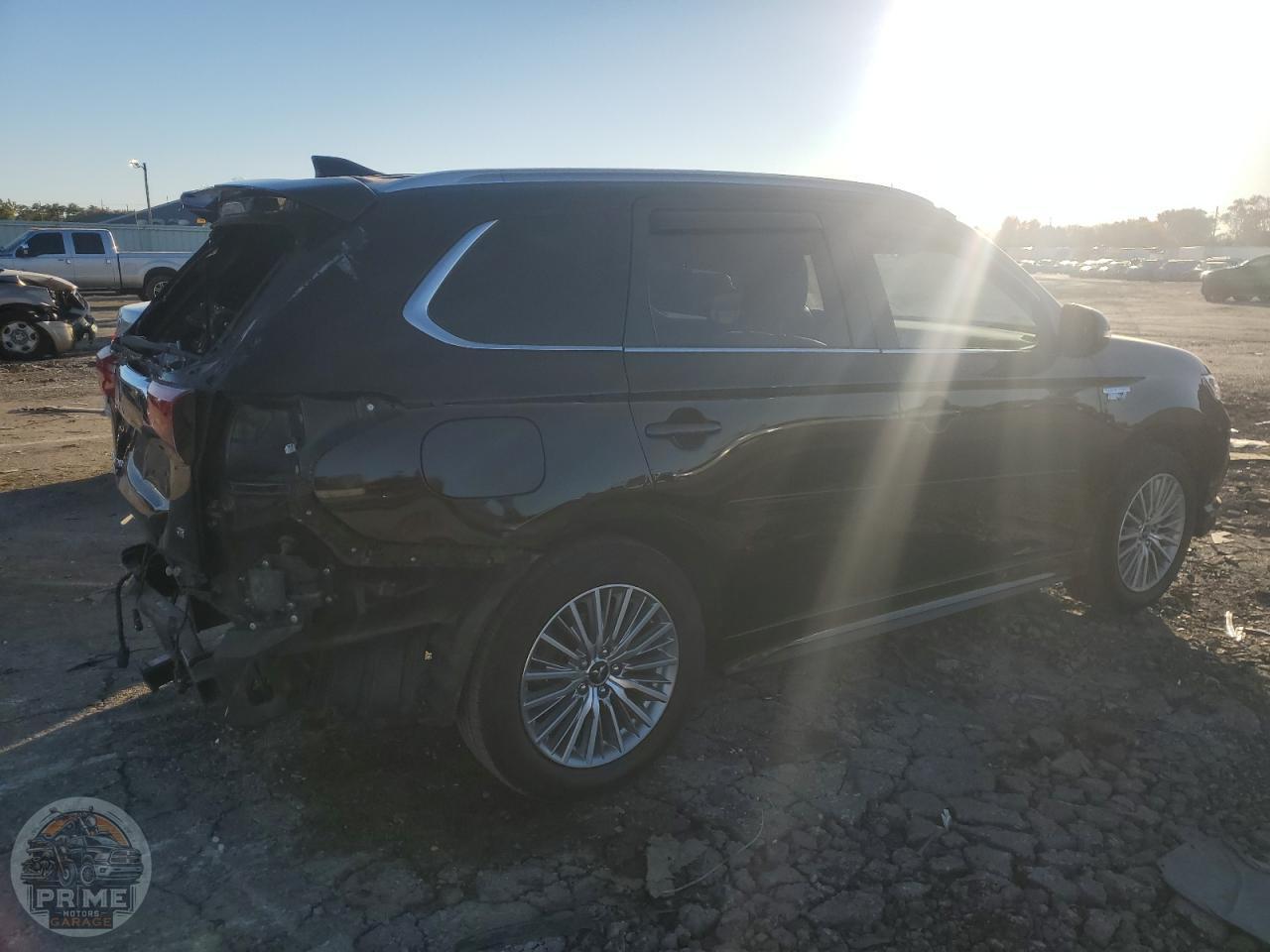 2020 MITSUBISHI OUTLANDER — фото 3