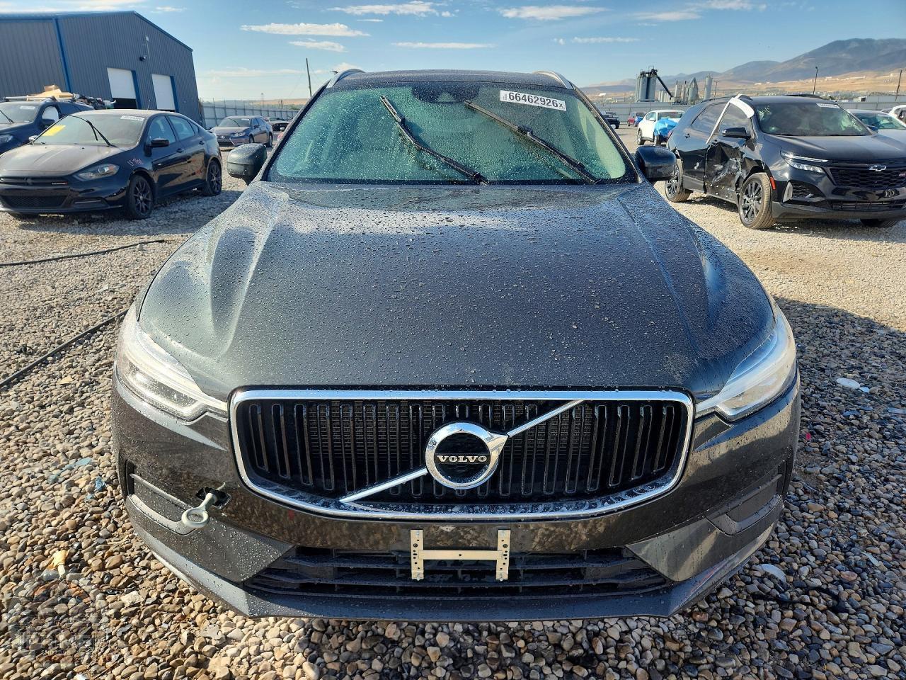 2020 VOLVO XC60 — фото 7