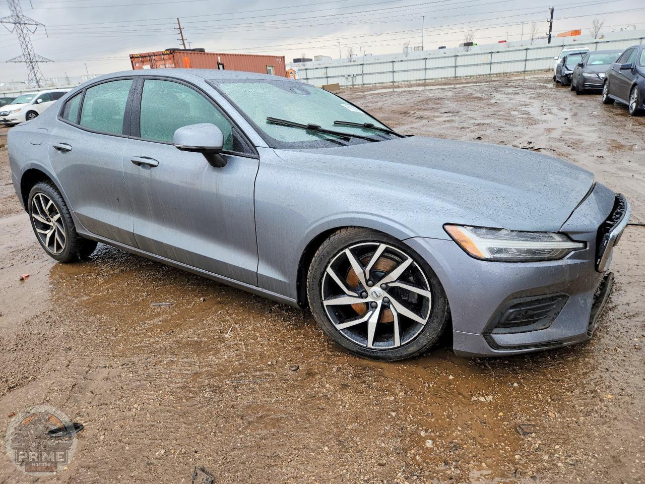 2020 VOLVO S60 — фото 4