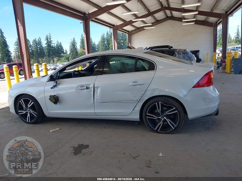 2017 VOLVO S60 T6 R-DESIGN PLATINUM — фото 14
