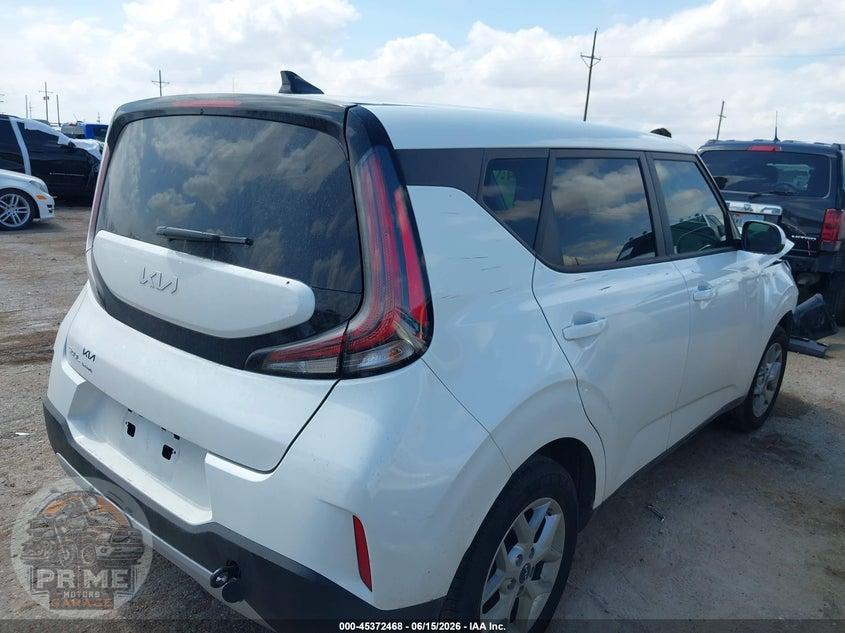 2025 KIA SOUL LX — фото 4