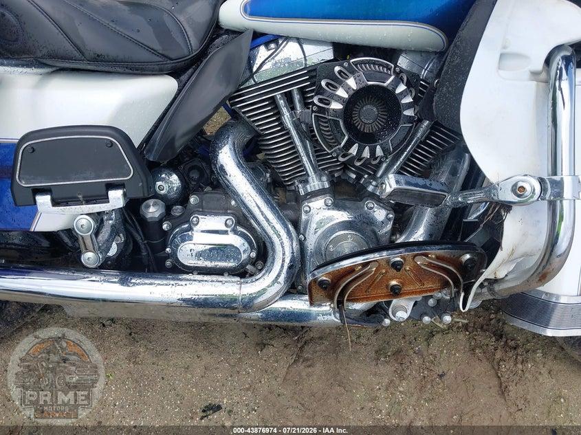 2010 HARLEY-DAVIDSON FLHTCU (ULTRA CLASSIC ELECTRA GLIDE) — фото 8
