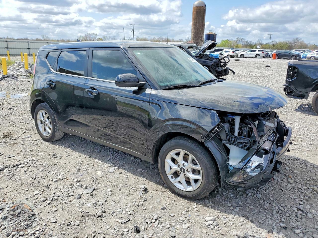 2023 KIA SOUL — фото 4
