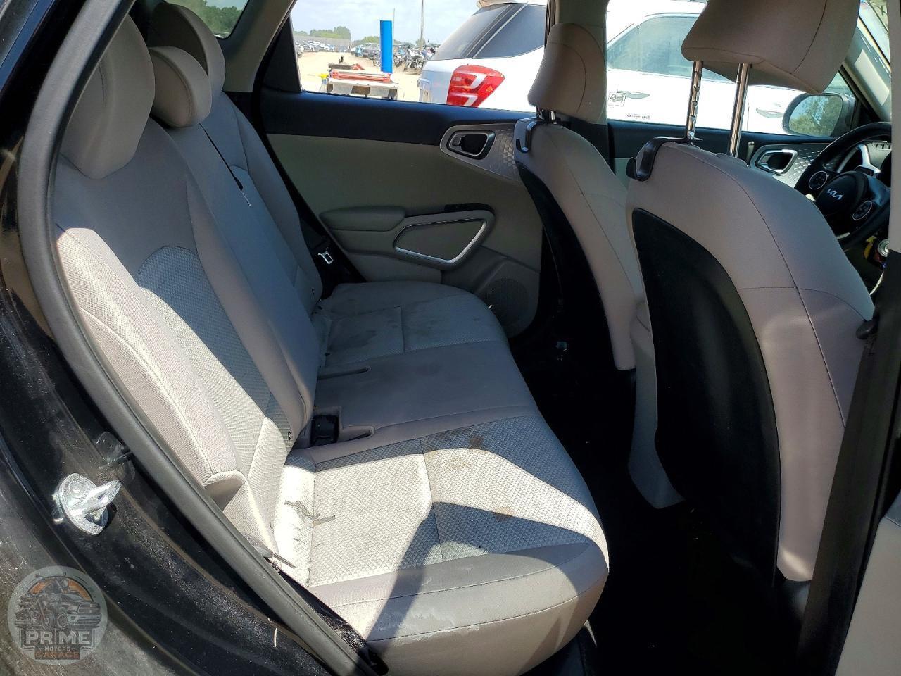 2022 KIA SOUL — фото 11