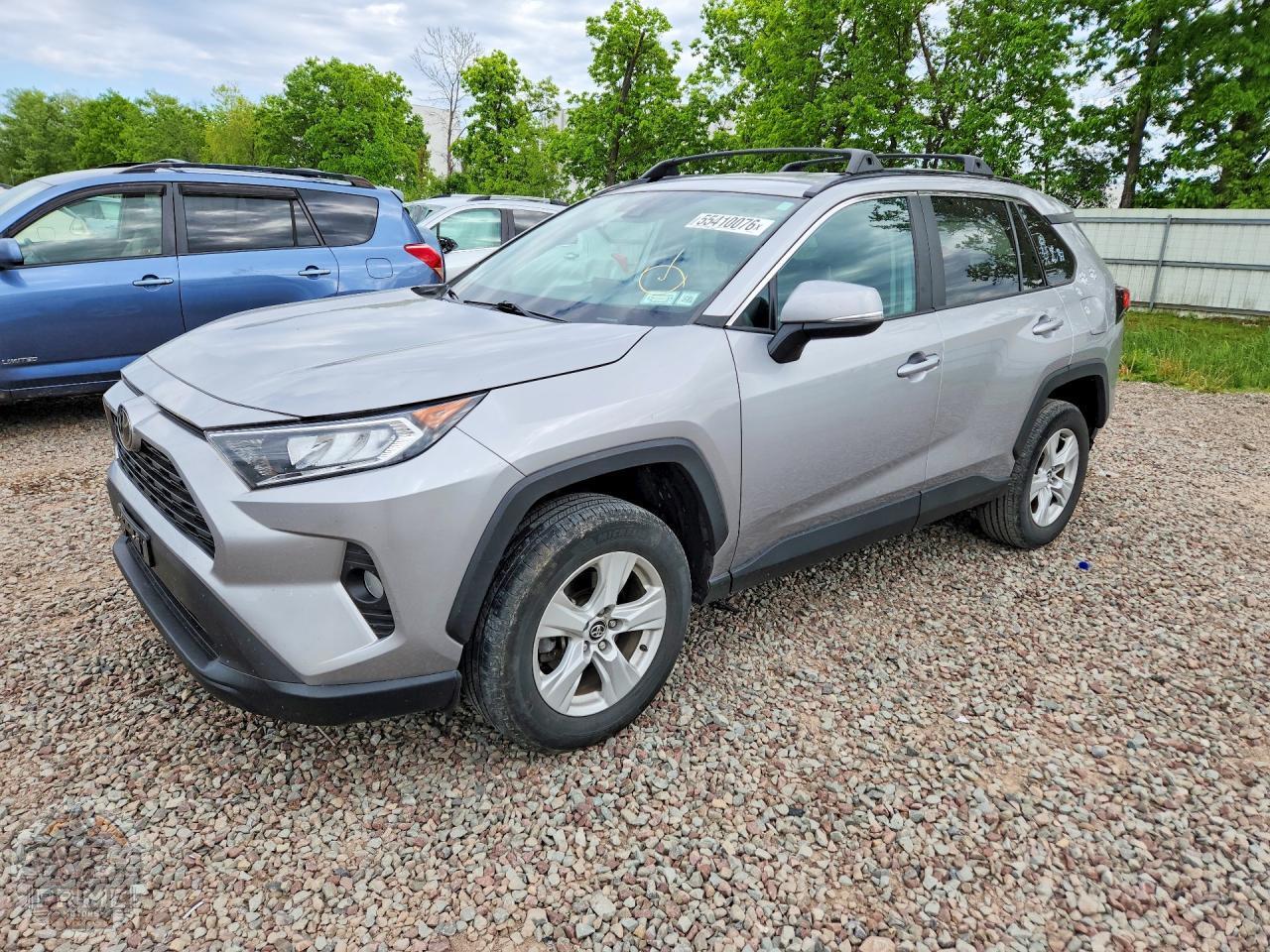 2021 TOYOTA RAV4 — фото 1