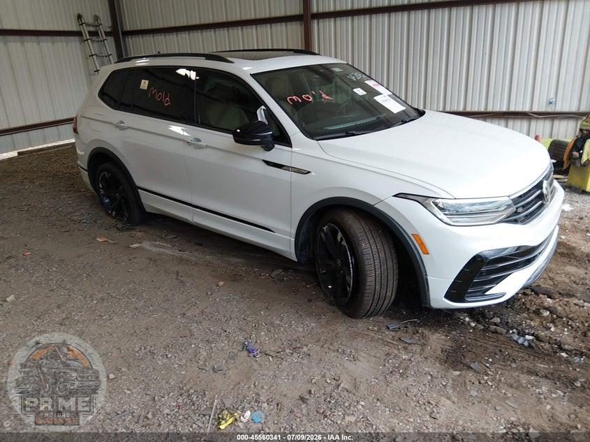 2024 VOLKSWAGEN TIGUAN 2.0T SE R-LINE BLACK — фото 1