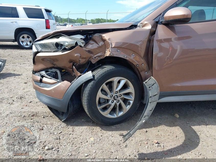 2017 HYUNDAI TUCSON SE — фото 6