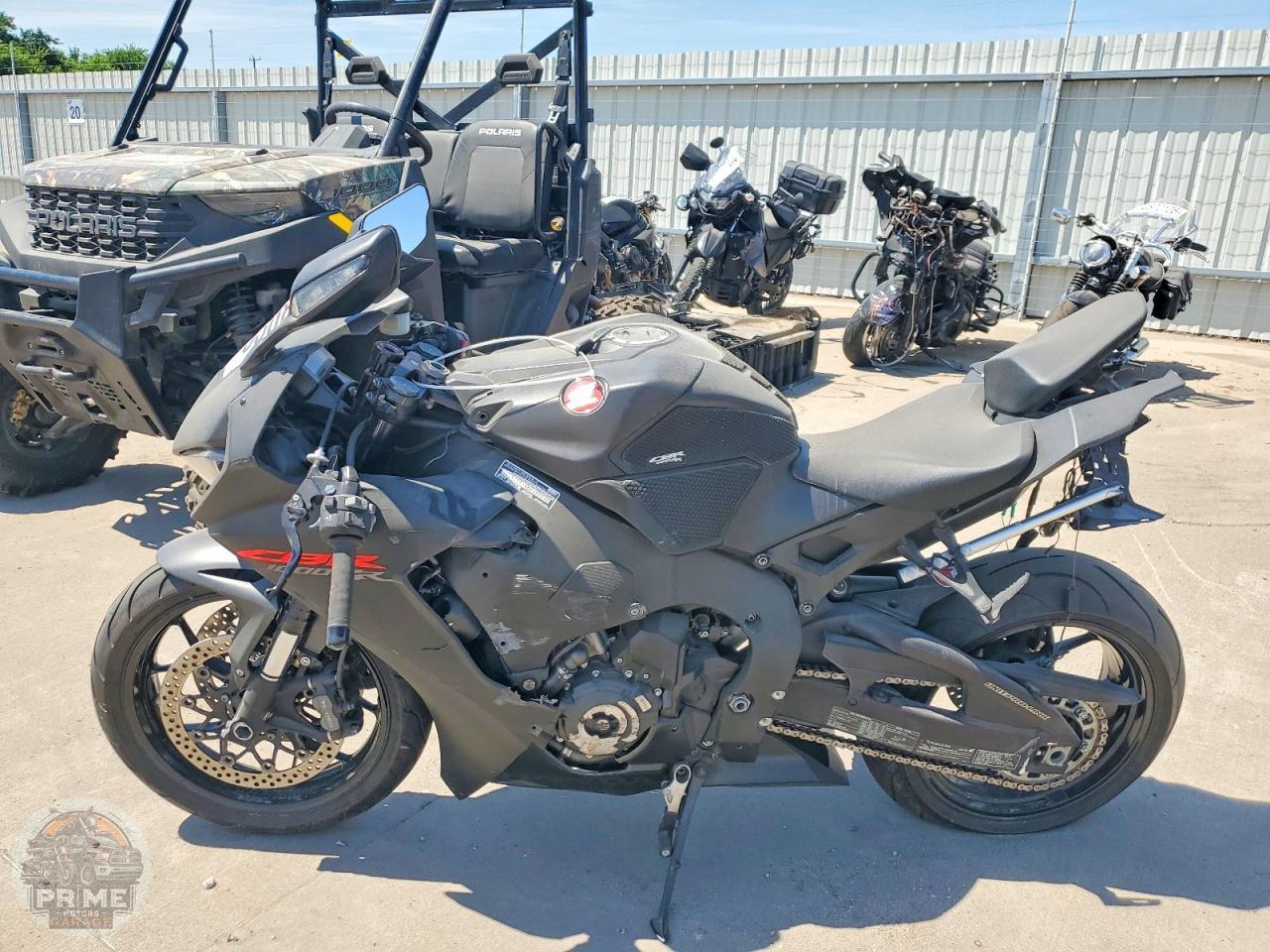 2019 HONDA CBR1000 — фото 3