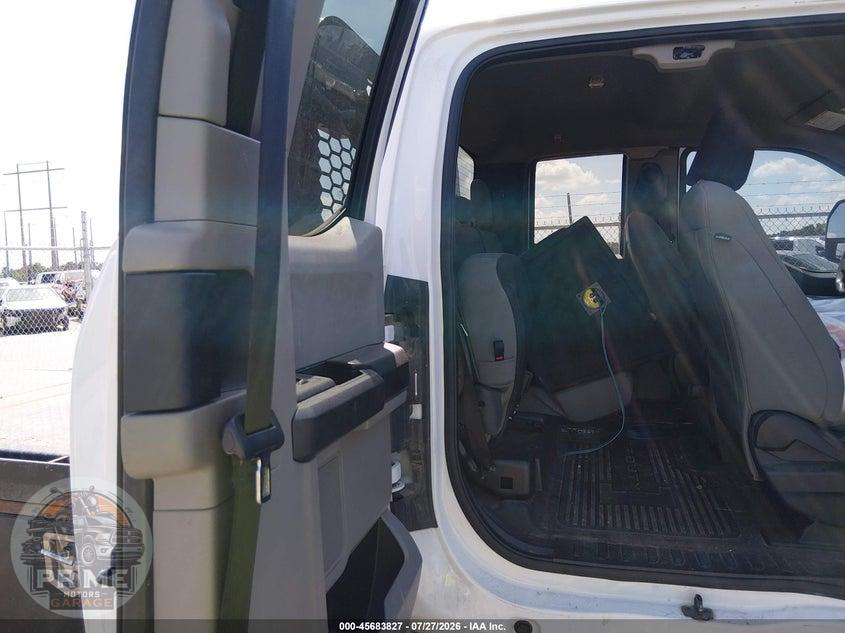 2020 FORD F-350 CHASSIS XL — фото 7