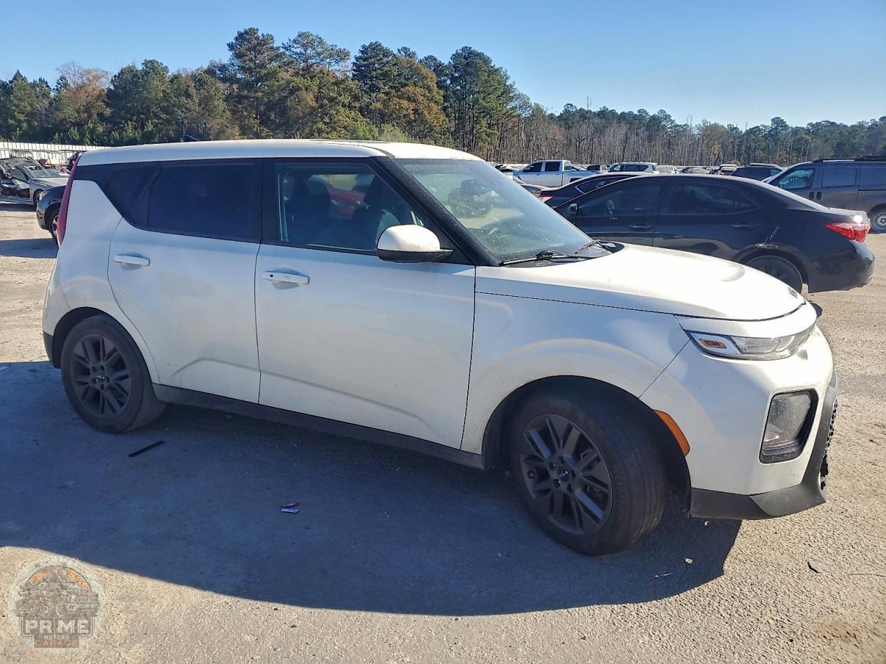 2022 KIA SOUL — фото 4