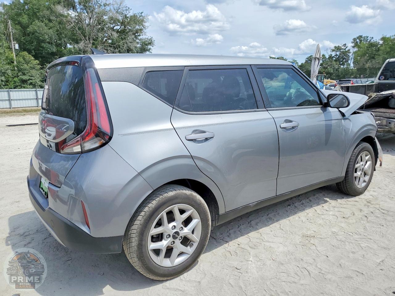 2025 KIA SOUL — фото 3