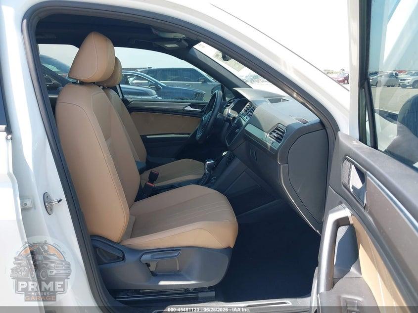 2023 VOLKSWAGEN TIGUAN 2.0T SE R-LINE BLACK — фото 5