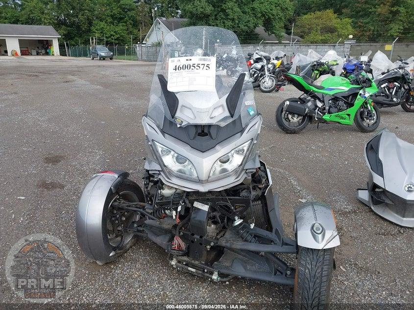 2012 CAN-AM SPYDER ROADSTER RTS — фото 5