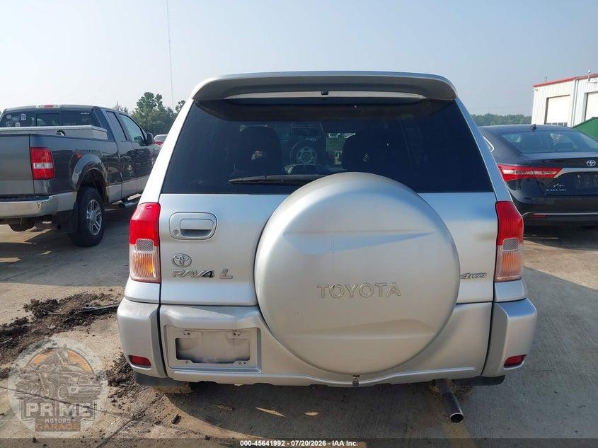 2002 TOYOTA RAV4 — фото 16