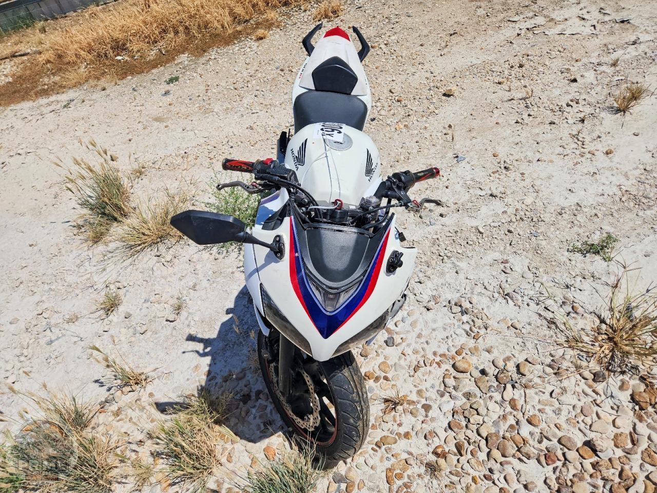 2014 HONDA CBR500 — фото 9