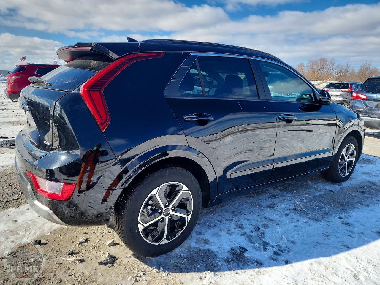 2025 KIA NIRO — фото 2